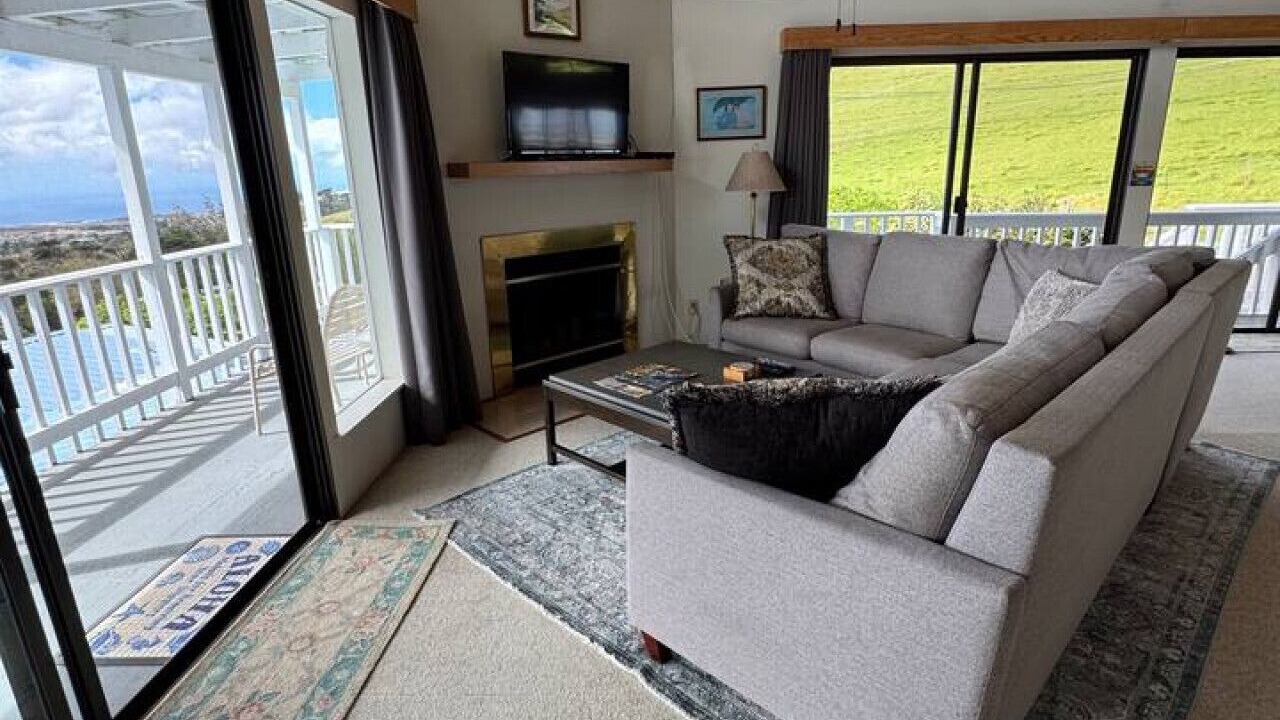 Photo of Livingroom in Waimea