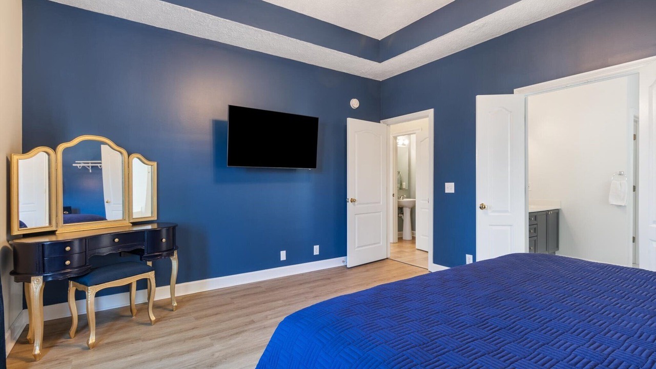 Photo of Bedroom in Hurwood Heights