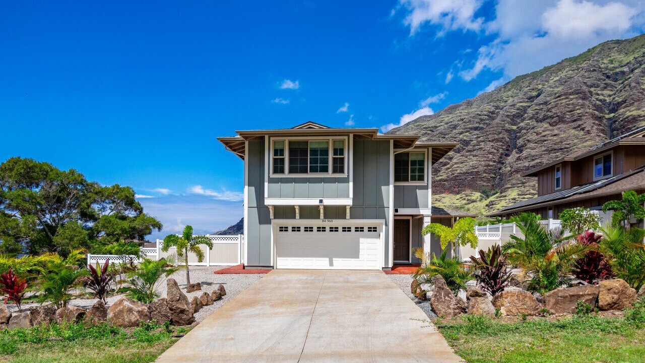 Photo of Outdoor in Makaha Valley