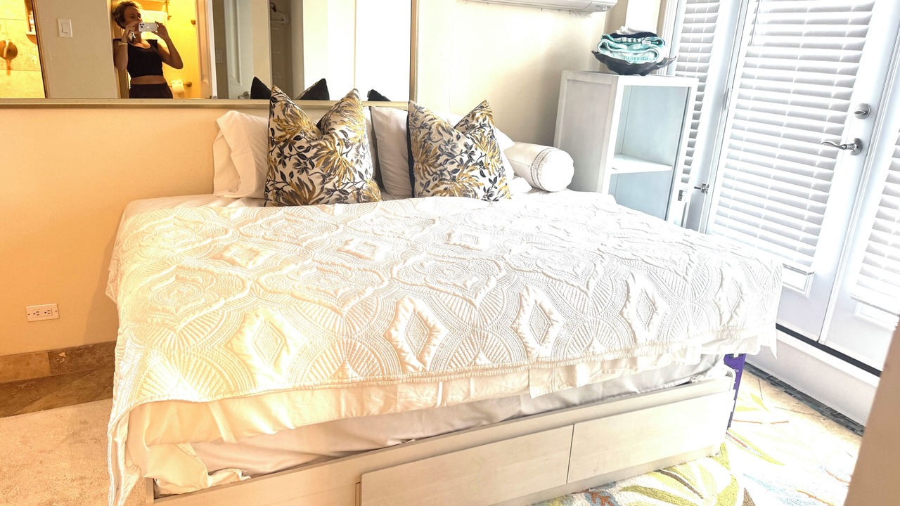 Photo of Bedroom in Ala Moana
