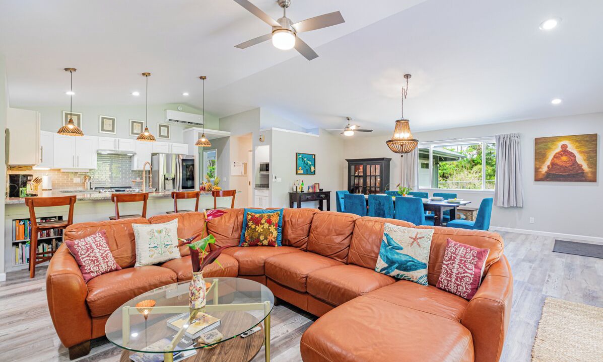 Photo of Livingroom in Orchidlands Estates