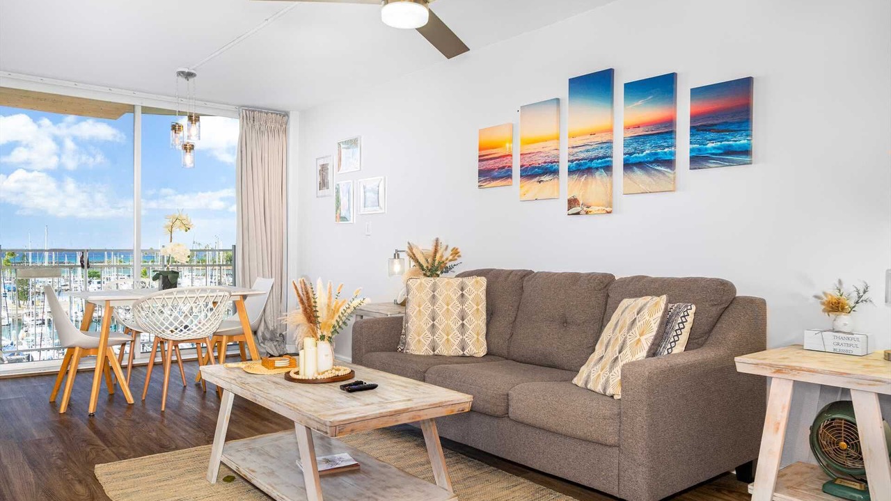 Photo of Livingroom in Ala Moana