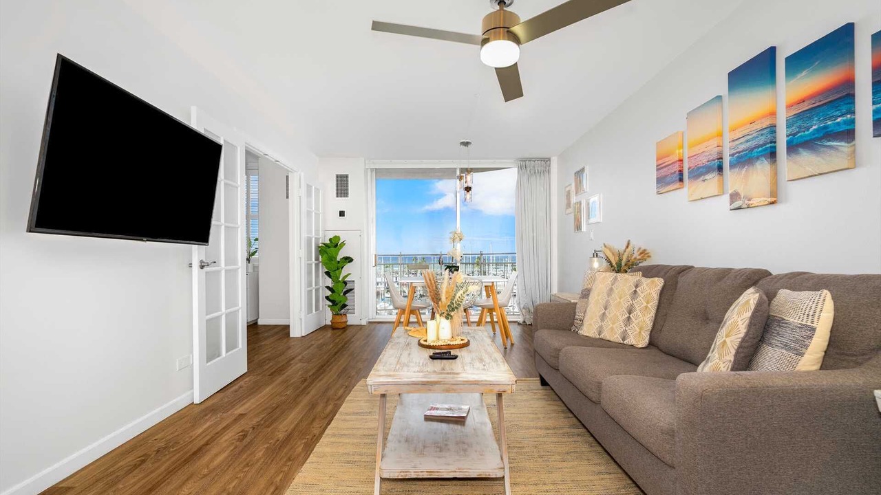 Photo of Livingroom in Ala Moana