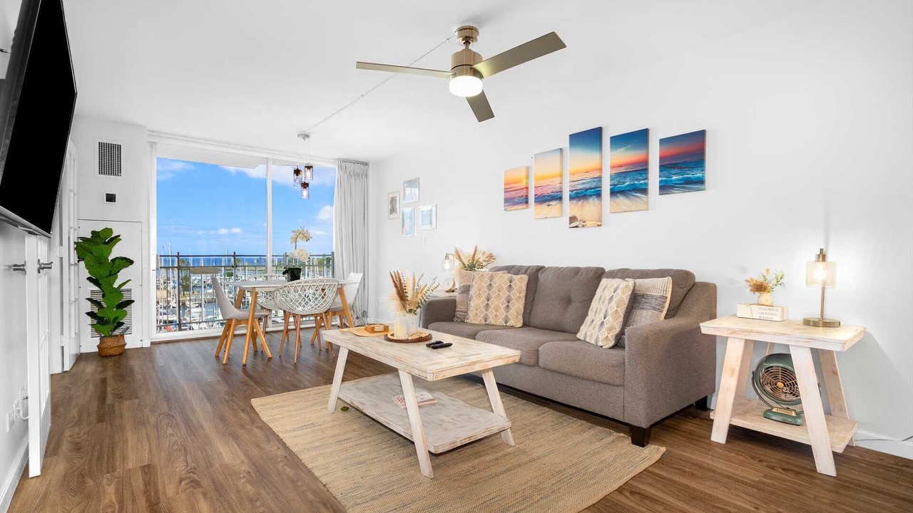 Photo of Livingroom in Ala Moana