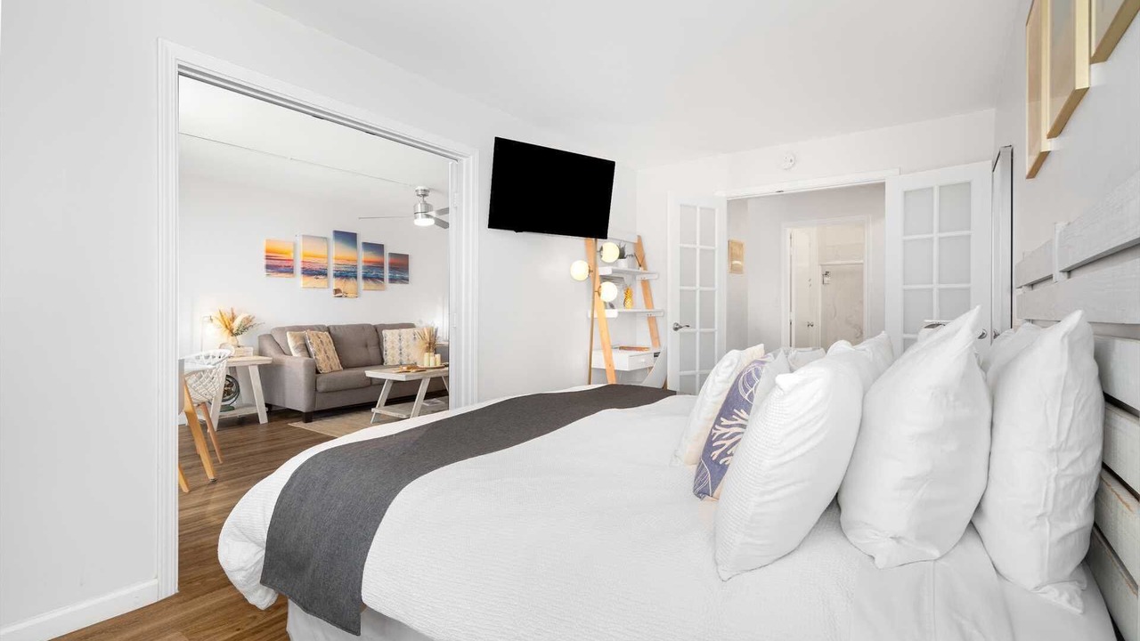 Photo of Bedroom in Ala Moana