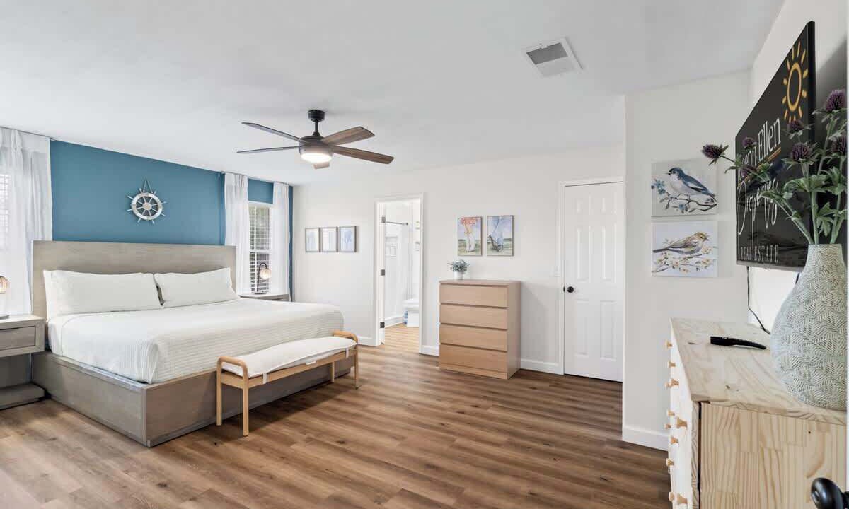 Photo of Bedroom in East Arlington