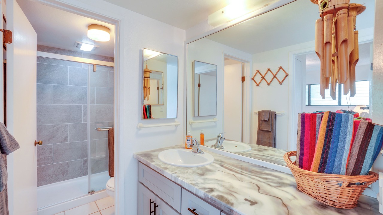 Photo of Bathroom in Kaunakakai