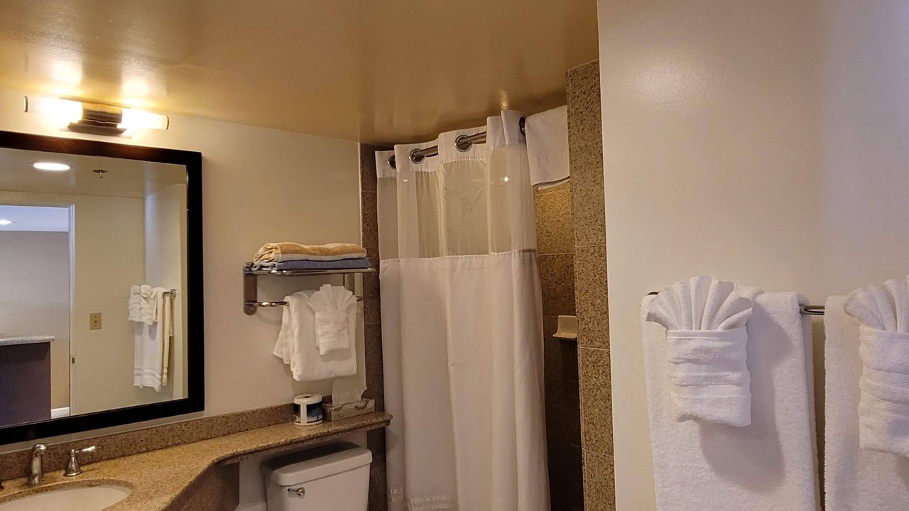Photo of Bathroom in Waikiki