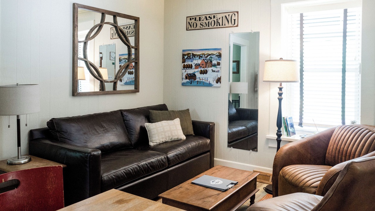Photo of Livingroom in Livingston Manor