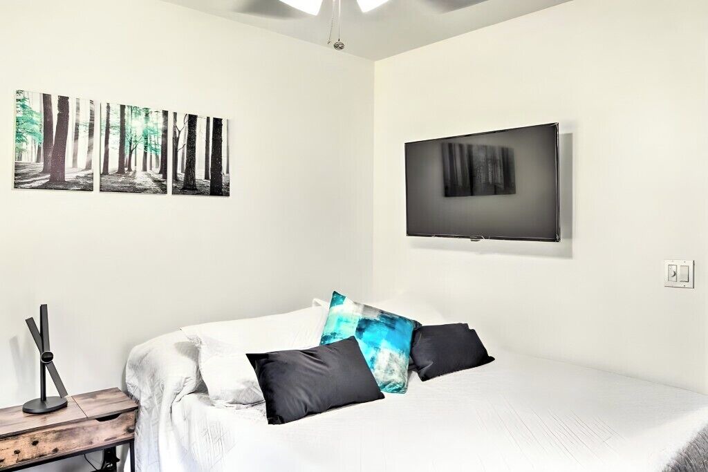 Photo of Bedroom in Keaau