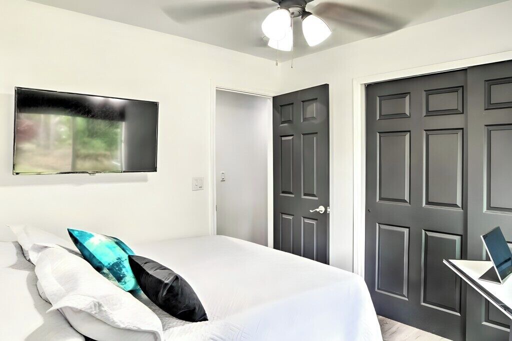 Photo of Bedroom in Keaau