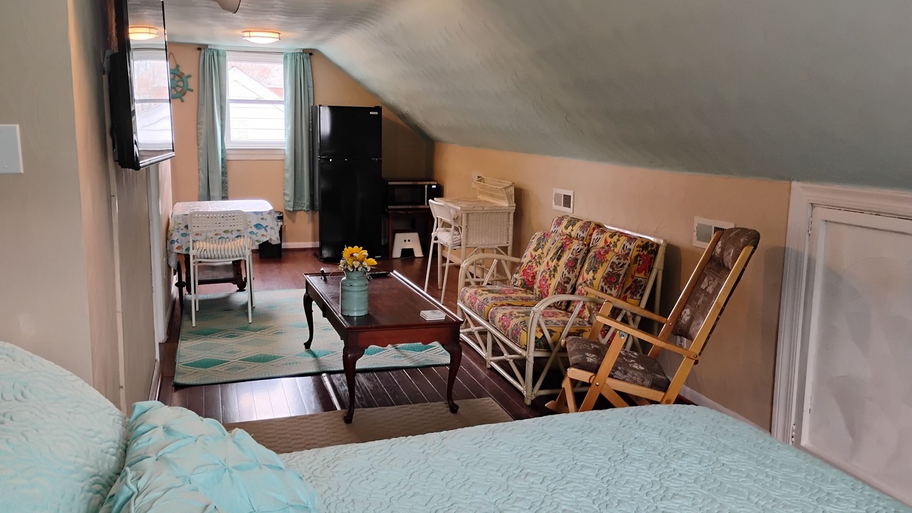 Photo of Bedroom in Central Newport News