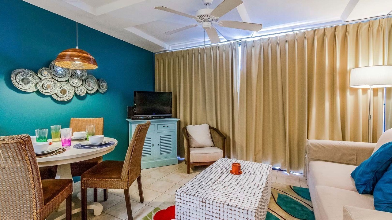 Photo of Livingroom in Makaha