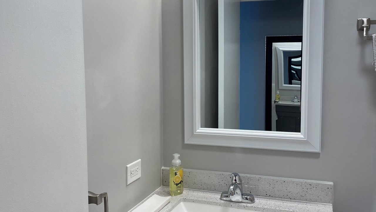 Photo of Bathroom in McCully - Moiliili