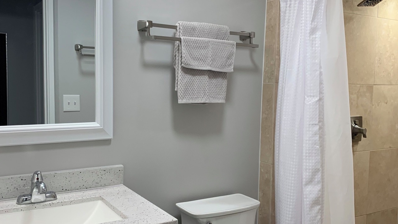 Photo of Bathroom in McCully - Moiliili
