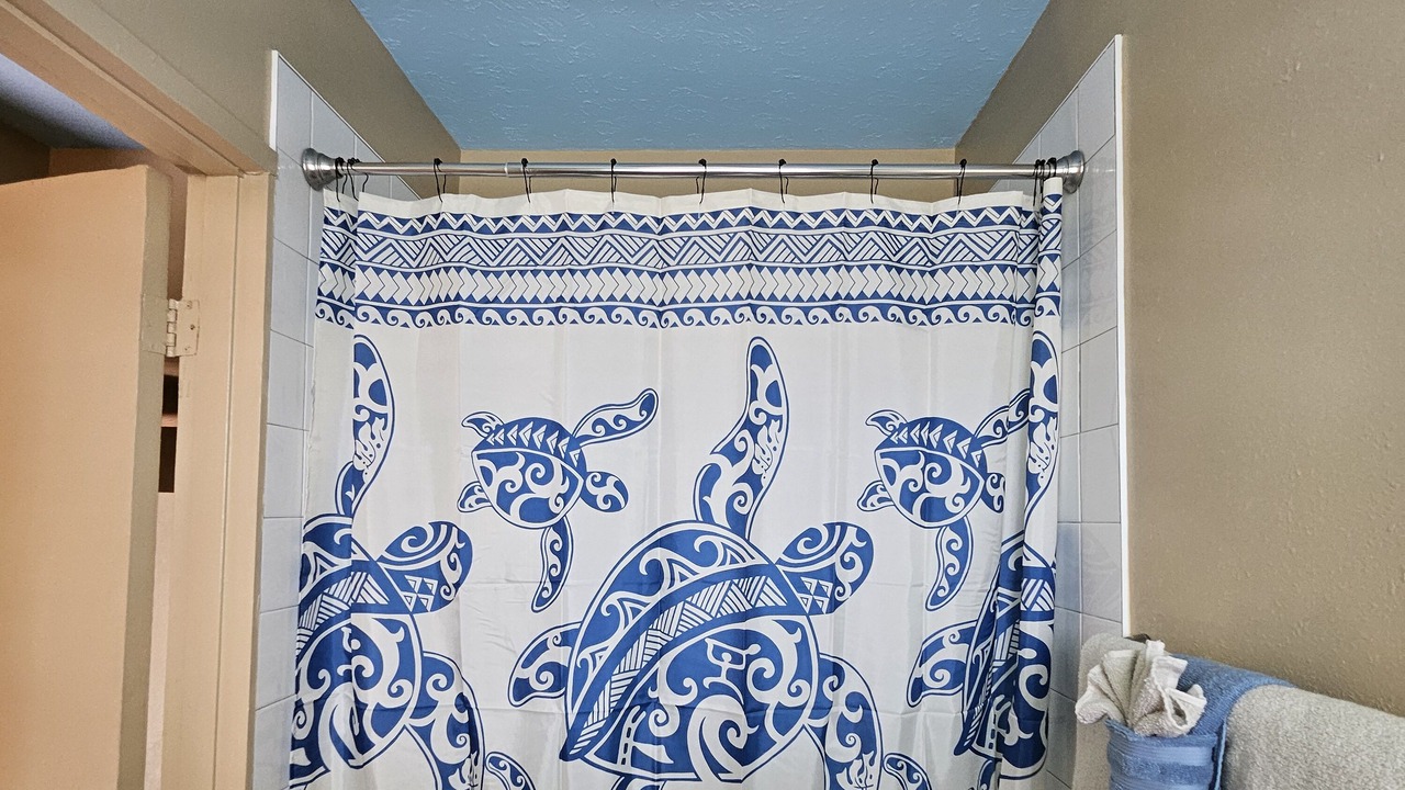 Photo of Bathroom in Keaukaha