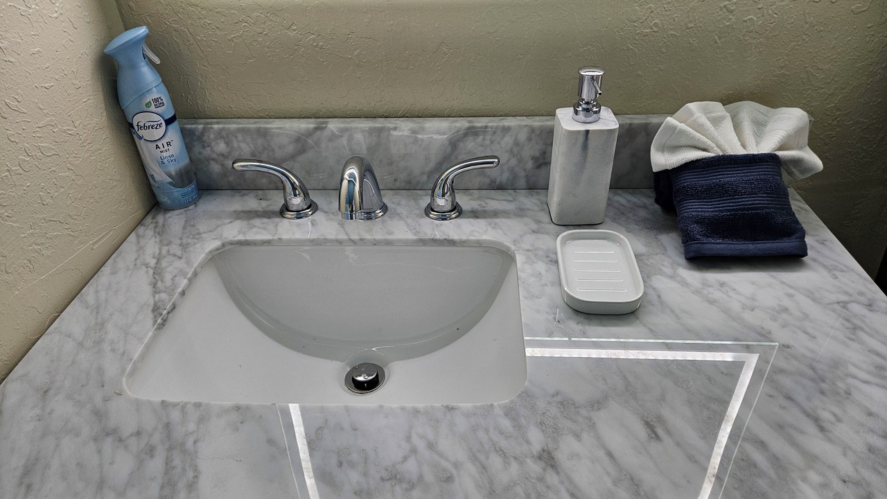Photo of Bathroom in Keaukaha