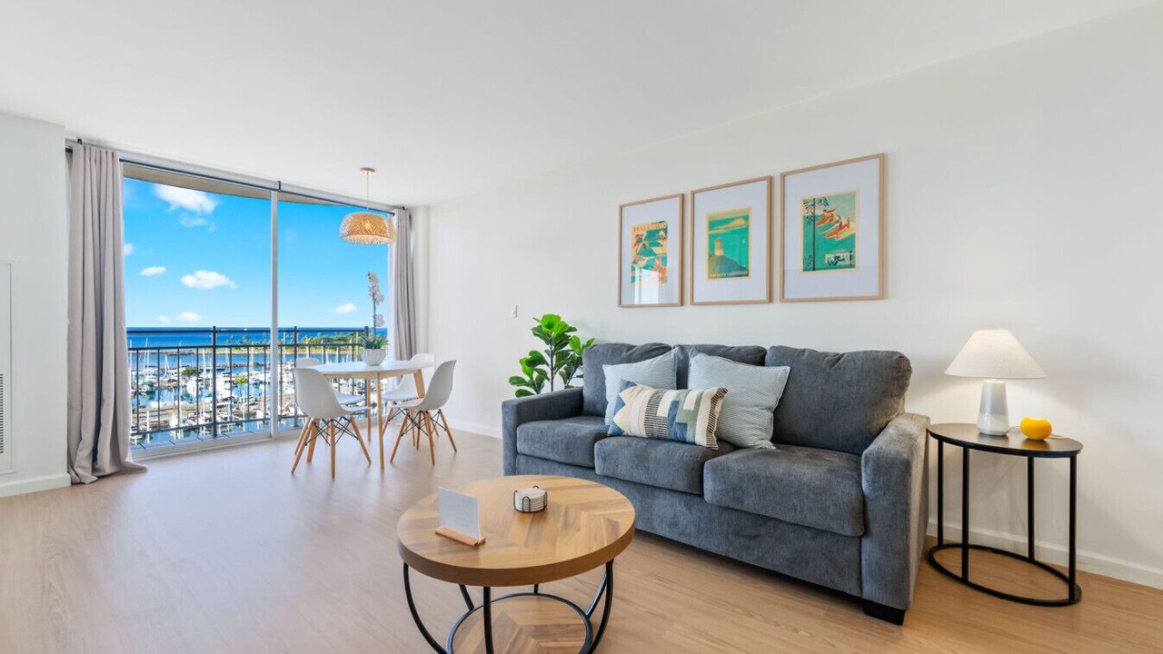 Photo of Bedroom in Waikiki