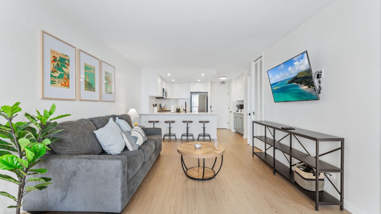Photo of Bedroom in Waikiki