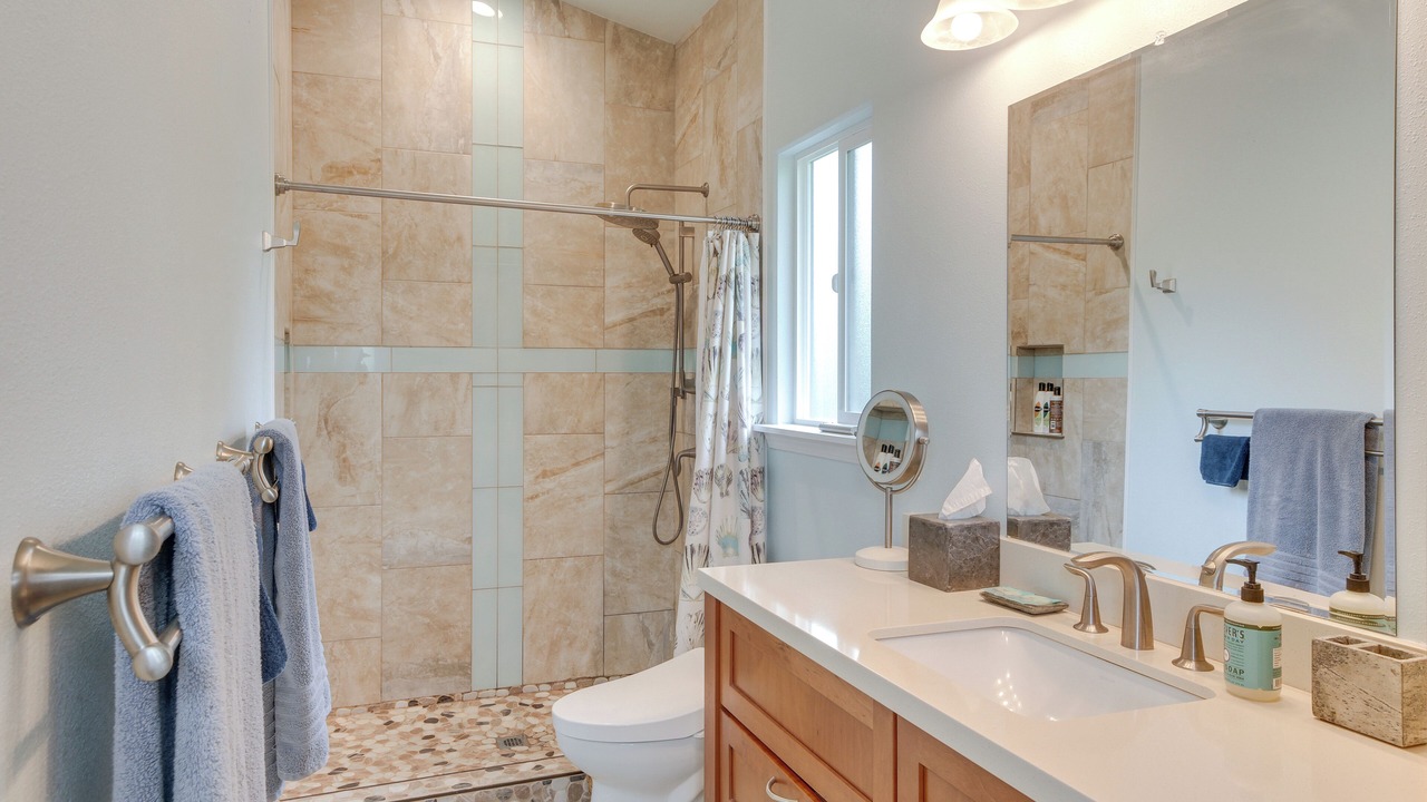 Photo of Bathroom in Papaikou