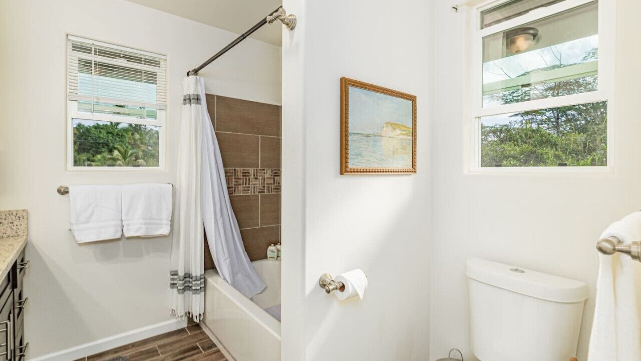 Photo of Bathroom in Keaau