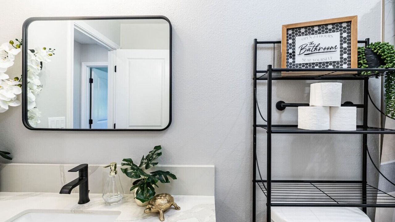 Photo of Bathroom in Keaau