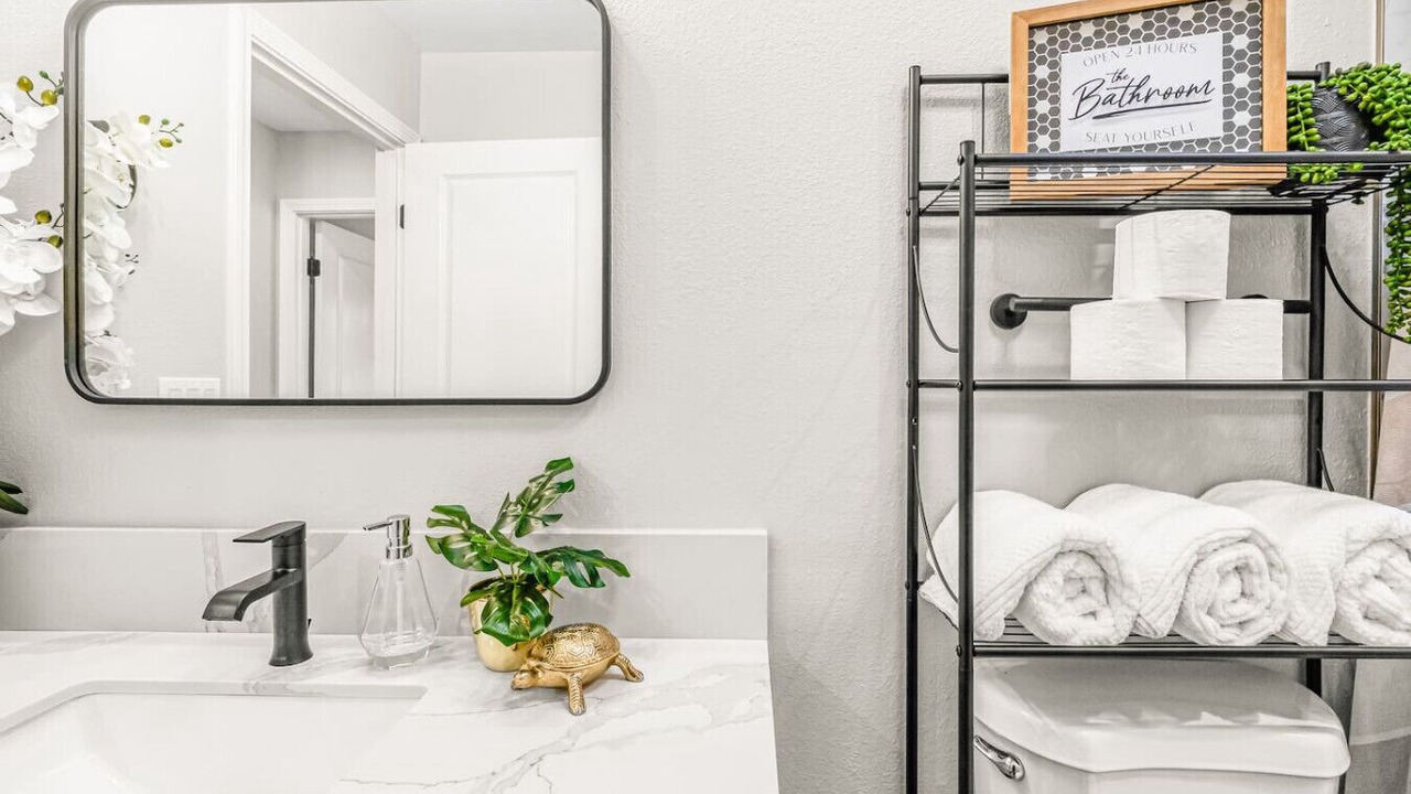 Photo of Bathroom in Keaau