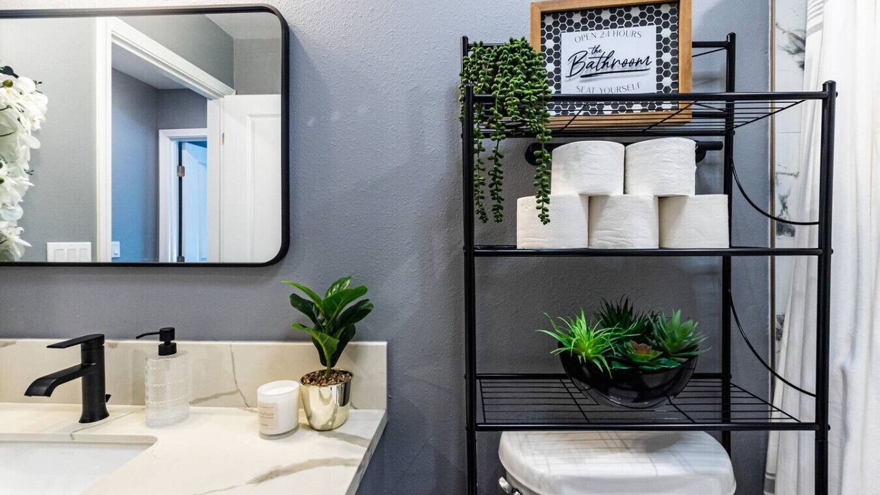 Photo of Bathroom in Keaau
