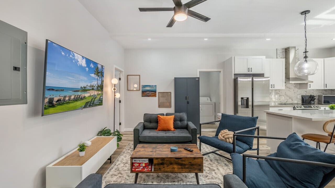 Photo of Livingroom in Mililani