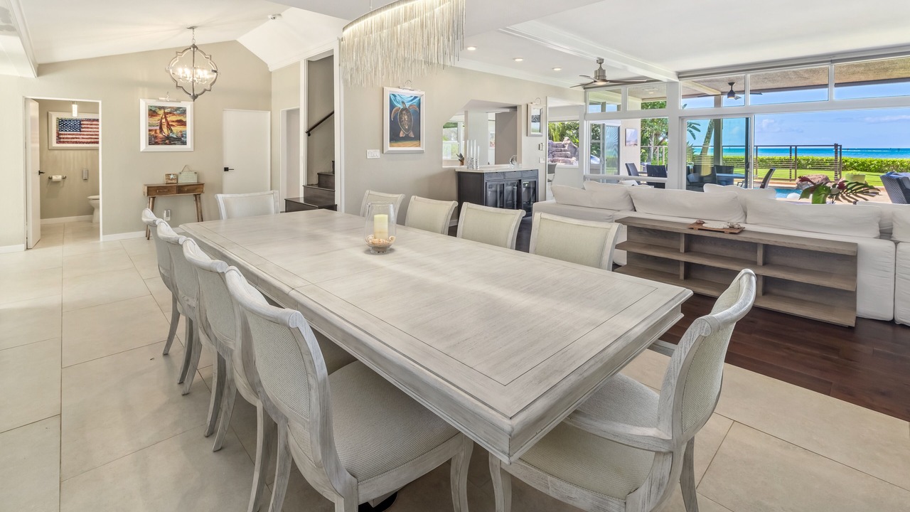Photo of Bedroom in Portlock