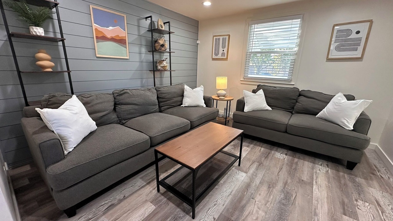 Photo of Livingroom in South Salt Lake