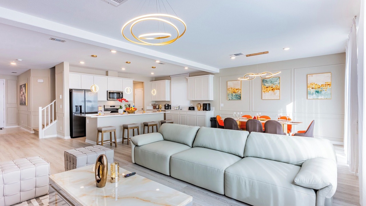 Photo of Livingroom in Enterprise