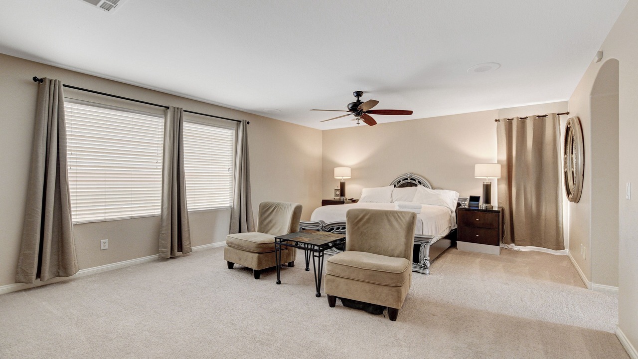 Photo of Bedroom in Enterprise