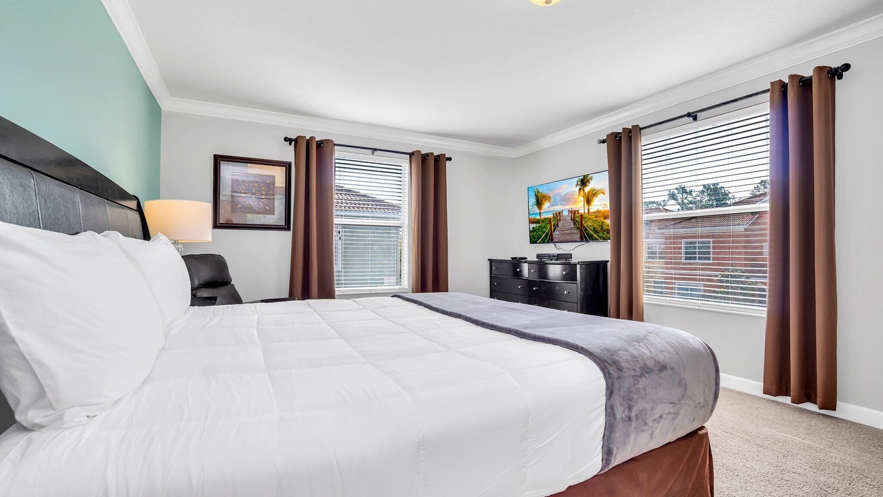 Photo of Bedroom in Bay Lake