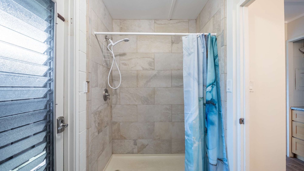 Photo of Bathroom in Waialua