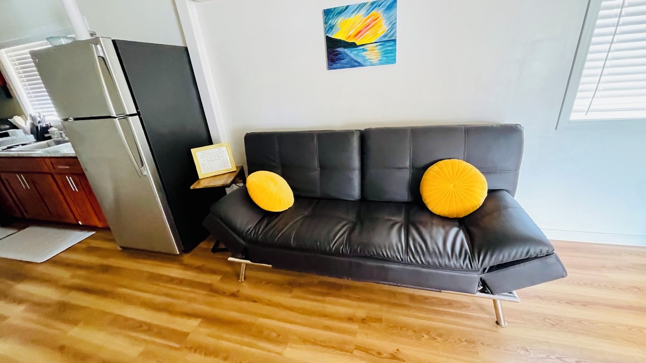 Photo of Livingroom in Waianae