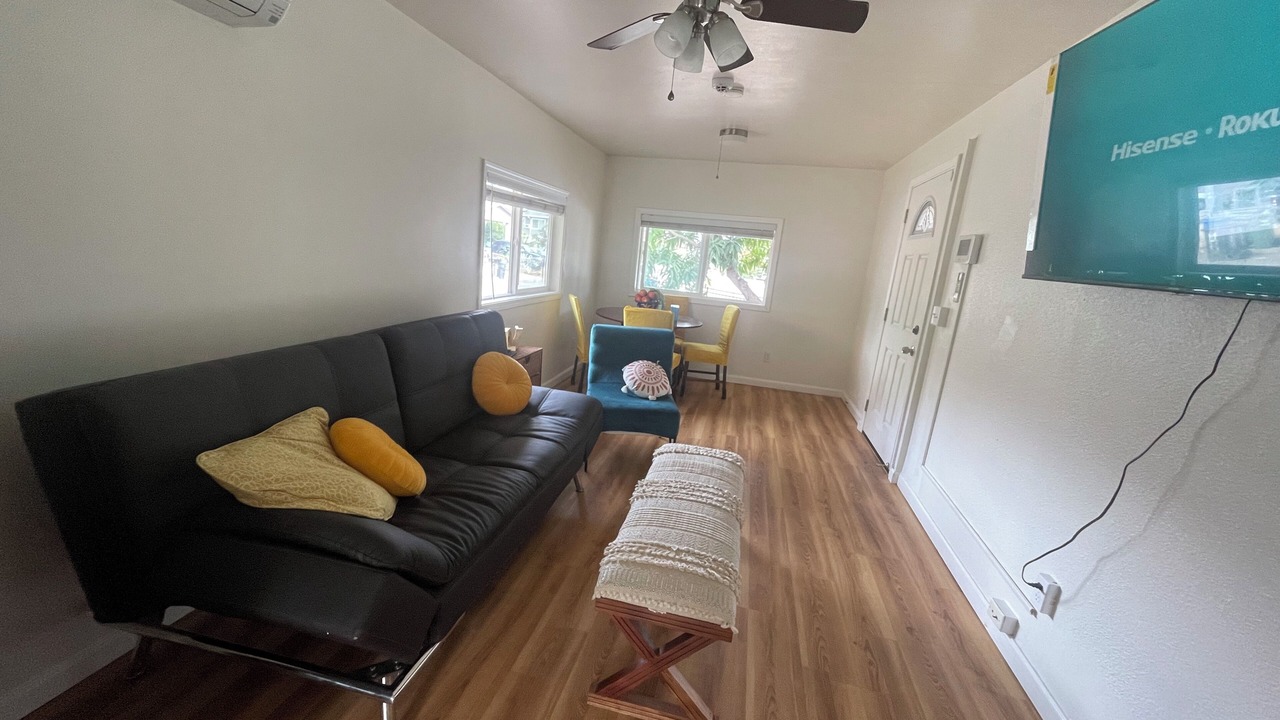 Photo of Livingroom in Waianae