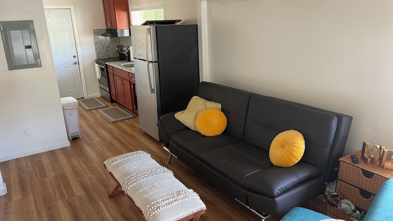 Photo of Livingroom in Waianae