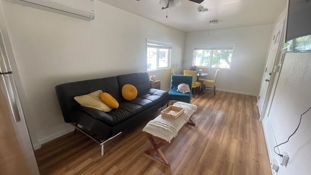Photo of Livingroom in Waianae