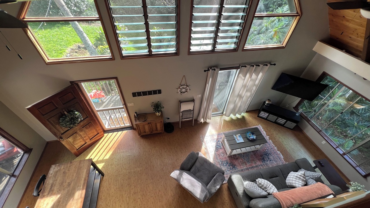 Photo of Livingroom in Hawi