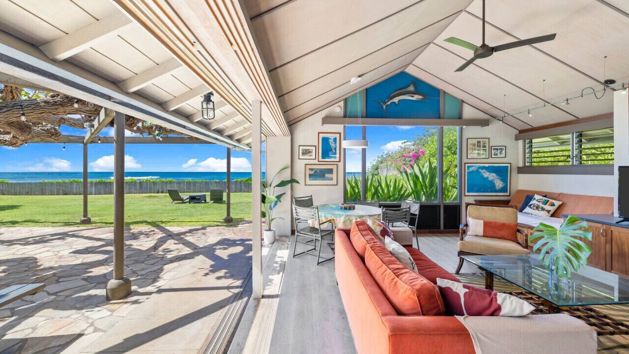 Photo of Livingroom in Maili