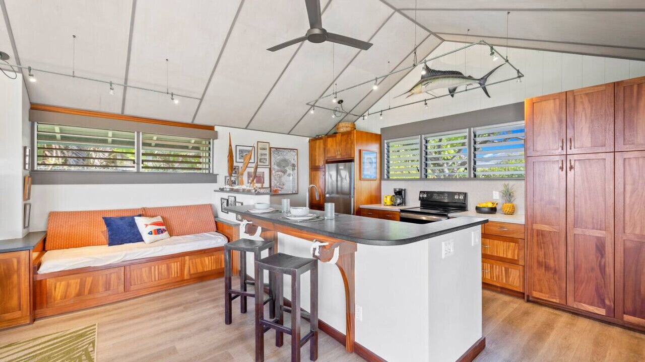 Photo of Kitchen in Maili