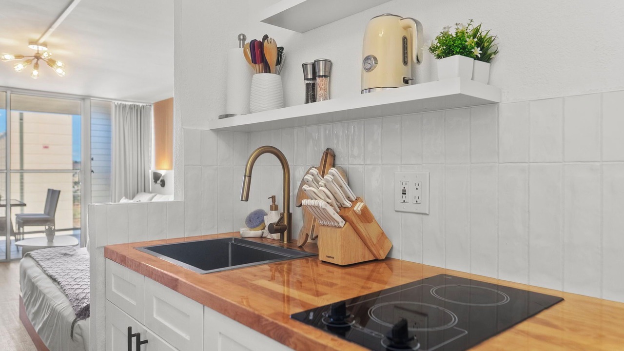 Photo of Kitchen in McCully - Moiliili