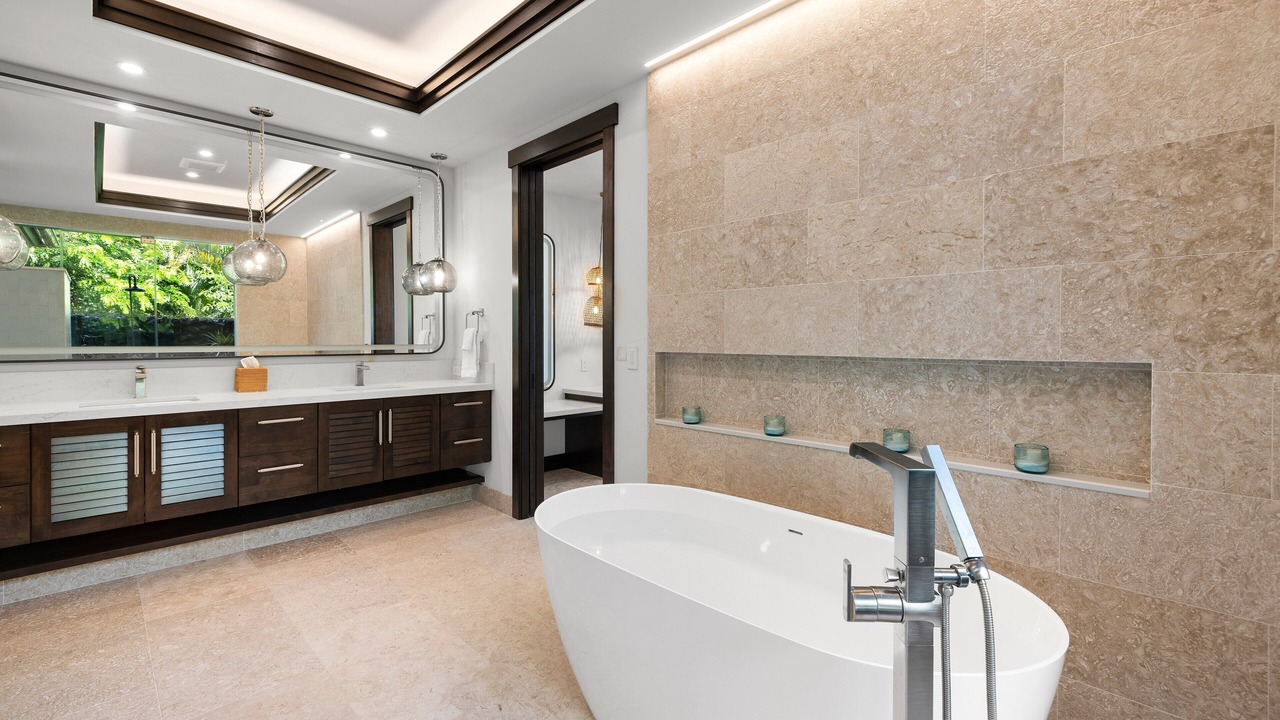 Photo of Bathroom in Puako