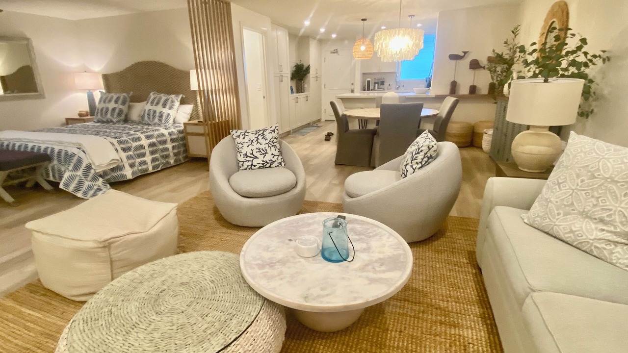 Photo of Livingroom in Honolulu