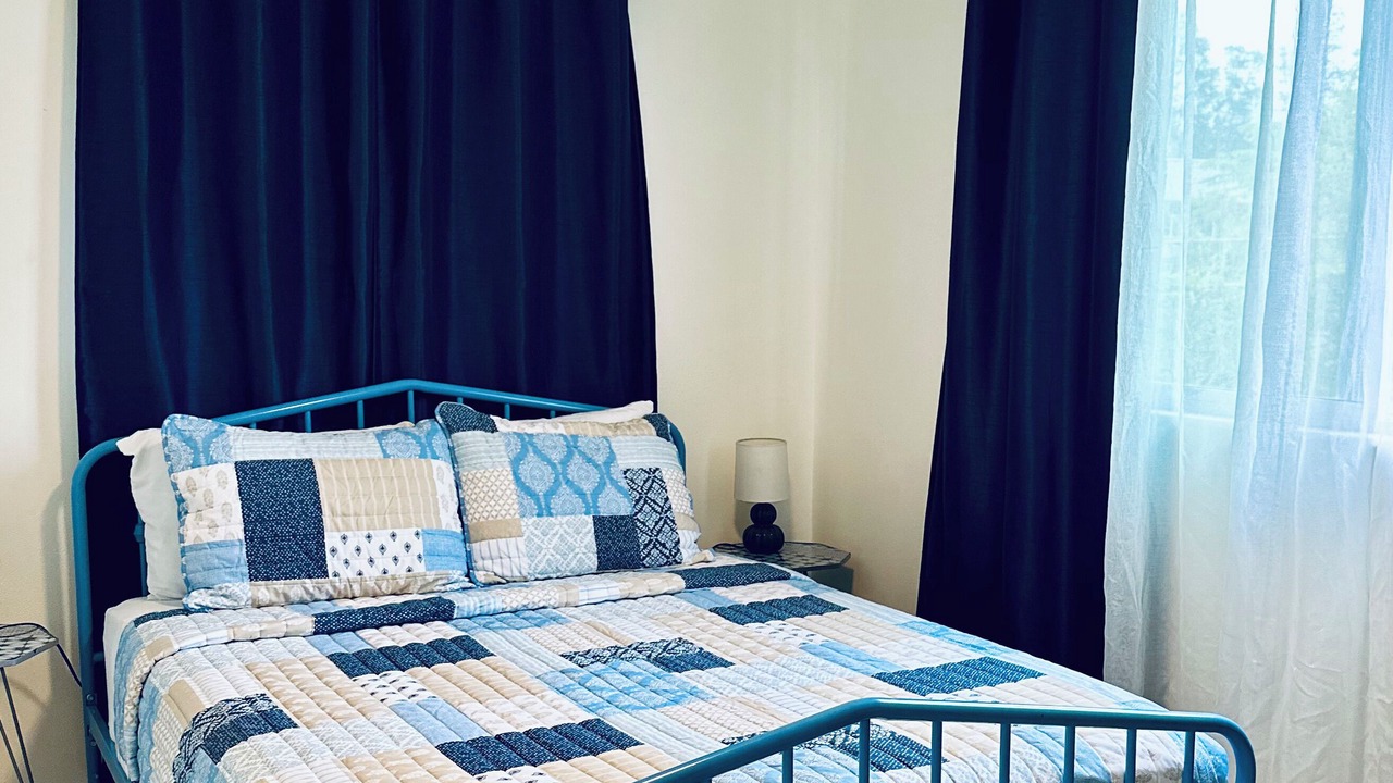 Photo of Bedroom in Ainaloa