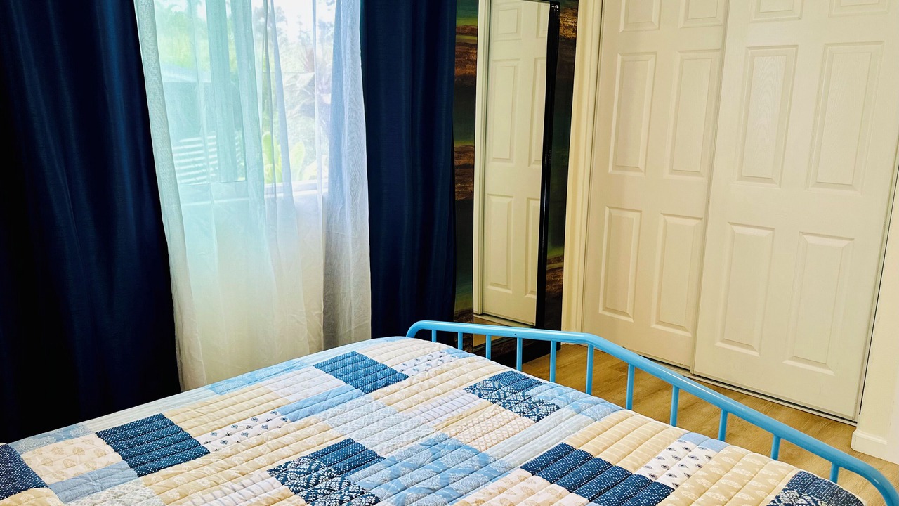 Photo of Bedroom in Ainaloa