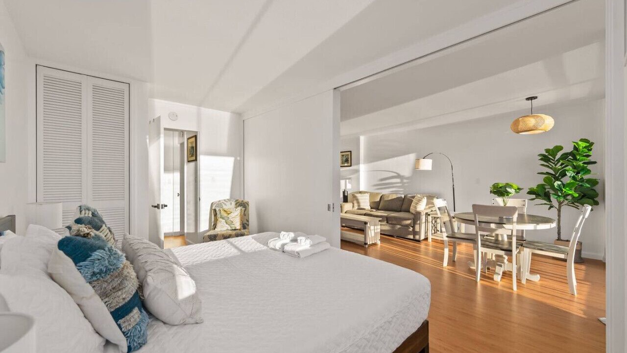 Photo of Bedroom in Waikiki