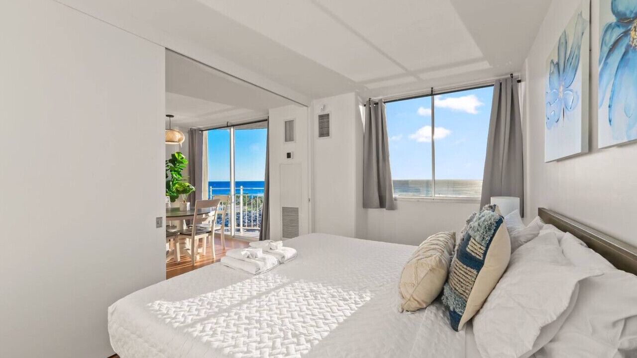 Photo of Bedroom in Waikiki