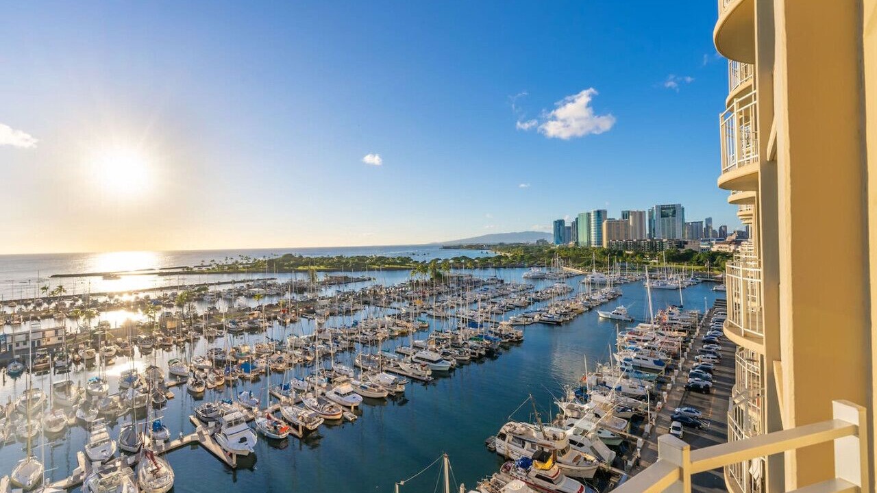 Photo of Others in Waikiki